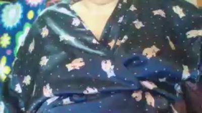 PhoenixGirlCam webcam model stream image