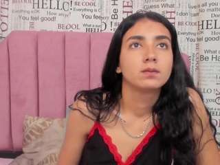 lilycrystal webcam camsoda model stream image