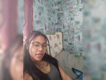 anaiss webcam model stream image