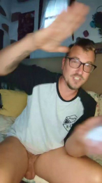 lionscage webcam cam4 model stream image