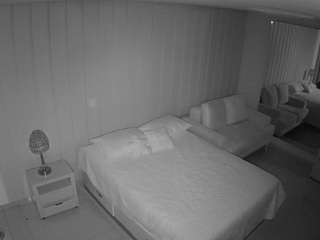 voyeurcam-casa-salsa-bedroom-5 webcam camsoda model stream image