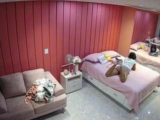 voyeurcam-casa-salsa-bedroom-5 webcam model stream image