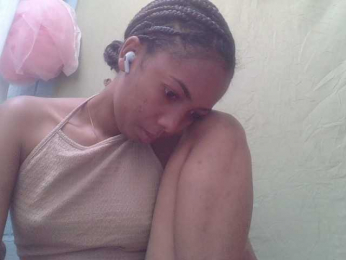 Tiphanie webcam model stream image