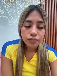 Kimmiebellarie webcam stripchat model stream image