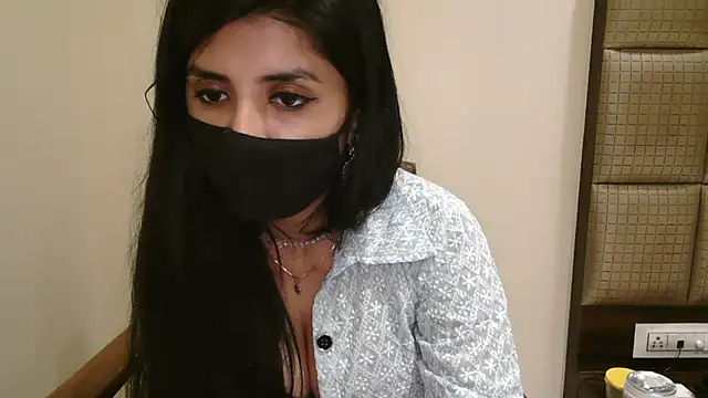 Nehadarling200 webcam model stream image