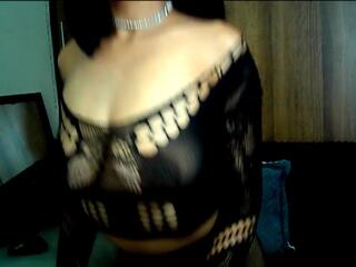 Anahis Smith webcam model stream image