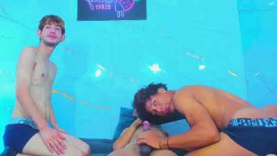 Spicy_guys webcam cam4 model stream image