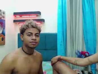 girl_destroy webcam model stream image