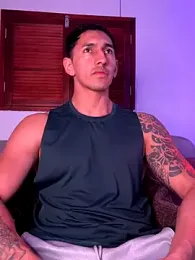 Joylopez_fit webcam model stream image