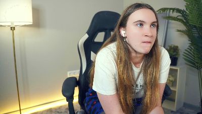 EdithBunyard webcam model stream image