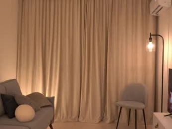 qwelbi webcam model stream image