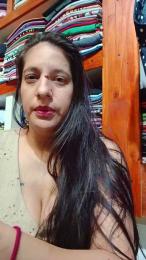 Julietaloovee webcam model stream image