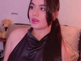 Adele Portman webcam model stream image