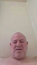 UrUse webcam model stream image