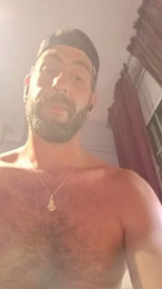 Elfrutero_24 webcam model stream image