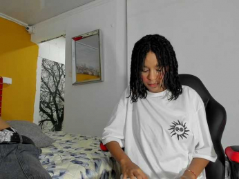 khloeandres webcam model stream image