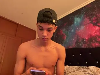 RoughDiamond_ webcam stripchat model stream image