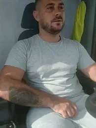 adisiadi webcam model stream image