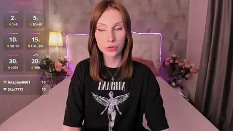 LadyMooor webcam model stream image