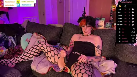 CherriNoir webcam stripchat model stream image