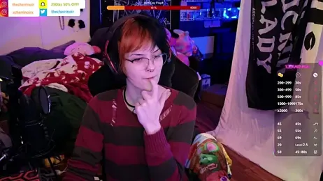 CherriNoir webcam model stream image
