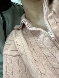 C-4bomb webcam model stream image