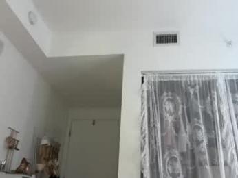 elenahere4u webcam model stream image