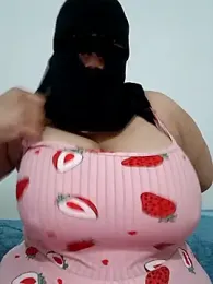 Sara-Biala webcam stripchat model stream image