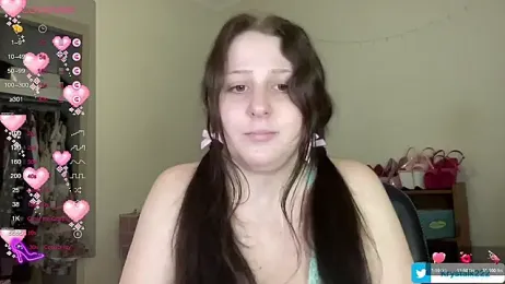 Tr4shyk1tten webcam model stream image