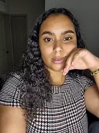 cinnaminnie webcam model stream image