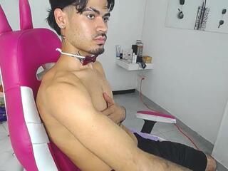 Alejo Bigg webcam model stream image