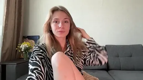 LovelyKatea webcam model stream image