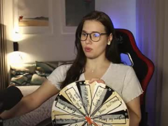 girl_u_never_met webcam model stream image