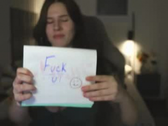 girl_u_never_met webcam model stream image