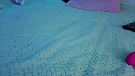 zoelight18 webcam model stream image