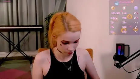 Alissa_Kitty webcam stripchat model stream image