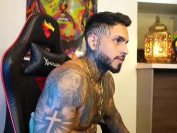 logan_hugh8 webcam model stream image