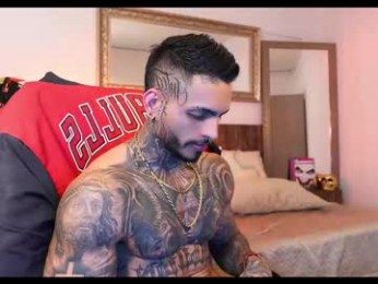 logan_hugh8 webcam model stream image