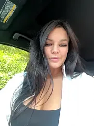 Niki_li webcam model stream image