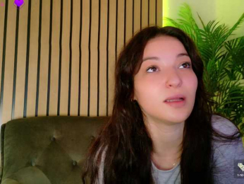 IchTahira webcam bongacams model stream image