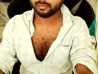 RuvoxXneXo webcam model stream image