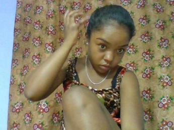 Elysa7 webcam model stream image