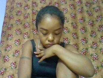 Elysa7 webcam model stream image