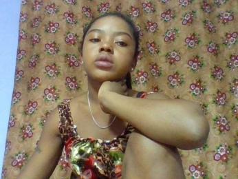 Elysa7 webcam model stream image