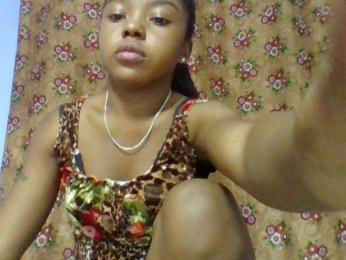 Elysa7 webcam model stream image