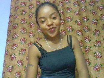 Elysa7 webcam model stream image