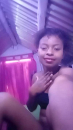 Bithina webcam model stream image