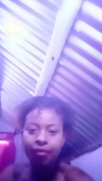 Bithina webcam model stream image