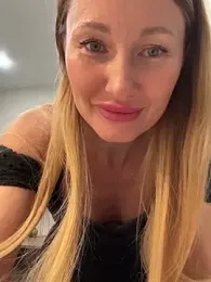Sweet_Pussy_Lips webcam model stream image
