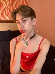dark_noir_ webcam model stream image